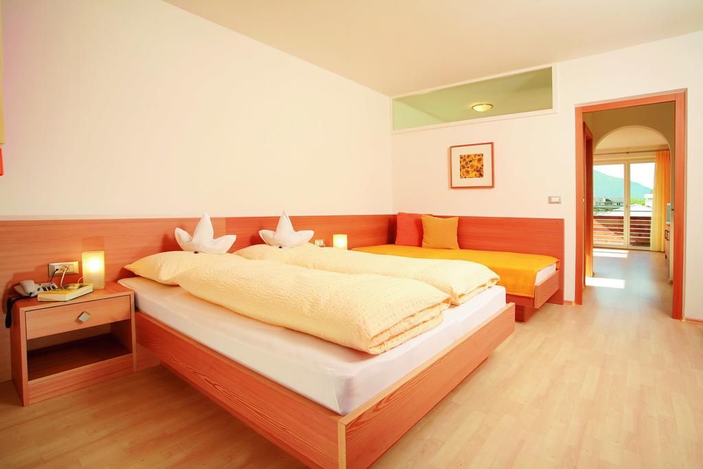 Hotel Haselried Dorf Tirol Zimmer foto